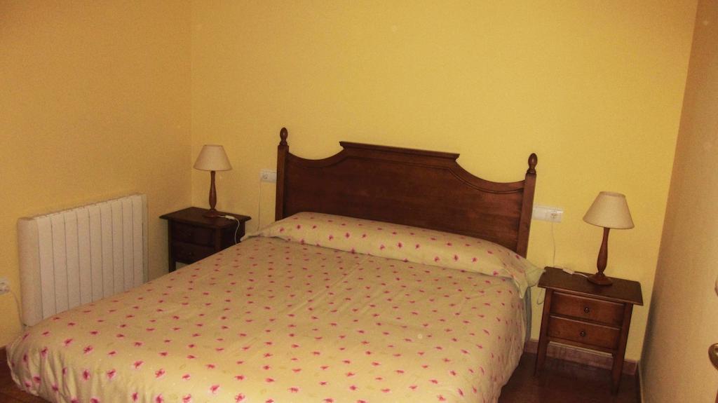 Apartaments La Fabrica Horta de Sant Joan Room photo