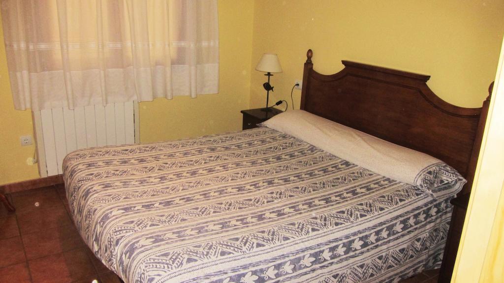 Apartaments La Fabrica Horta de Sant Joan Room photo